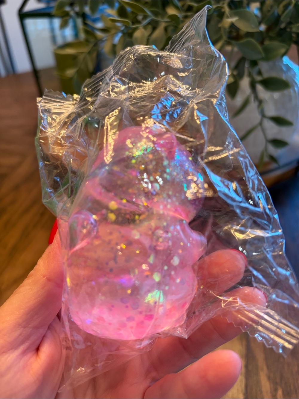 Pink Glitter Capybara Squishy - slow rising - unopened - Picture 3 of 3